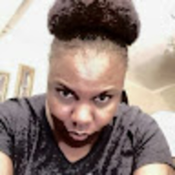 Meet your Posher, Rhonda - Picture 1 of 1